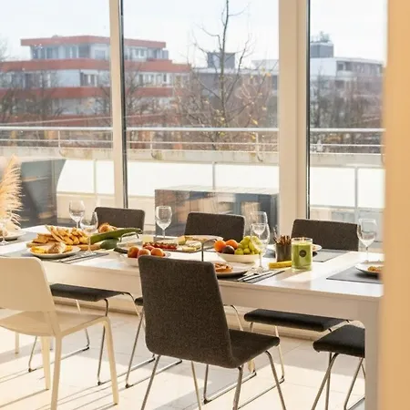 Apartman Have-a-nice-stay - Penthouse I Innenstadt I Wenige Minuten Zum Bahnhof I Riesige Dachterrasse Ahrensburg